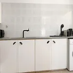 Urban 11 - 1 Bdr Apartment *